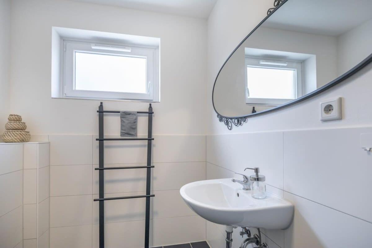 Modern Apartment For 6 Close To The Schanzenviertel - Unit 2 Hamburg Eksteriør bilde